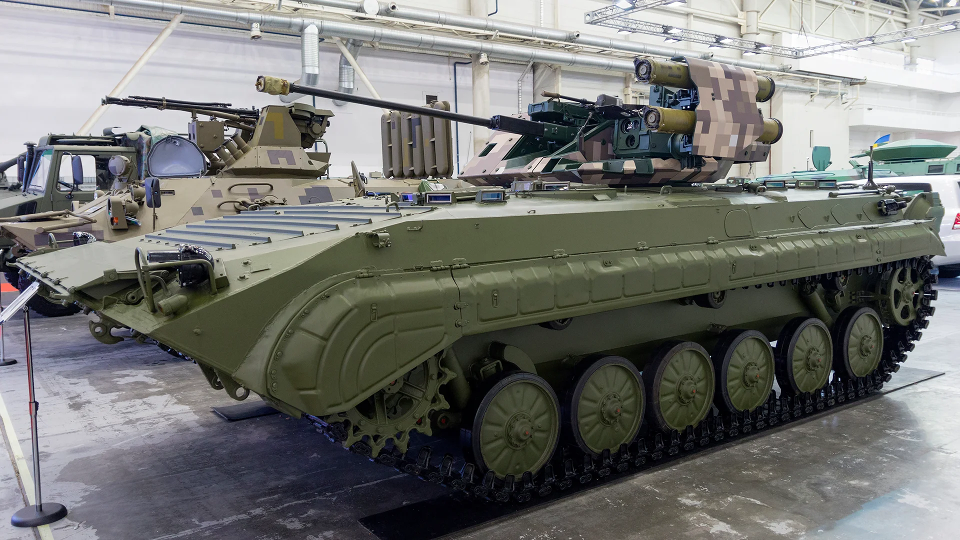 Государственный оборонный заказ 2026: условия контрактов по ГОЗ, новое в ценообразовании, раздельный учет, банковское и казначейское сопровождение
